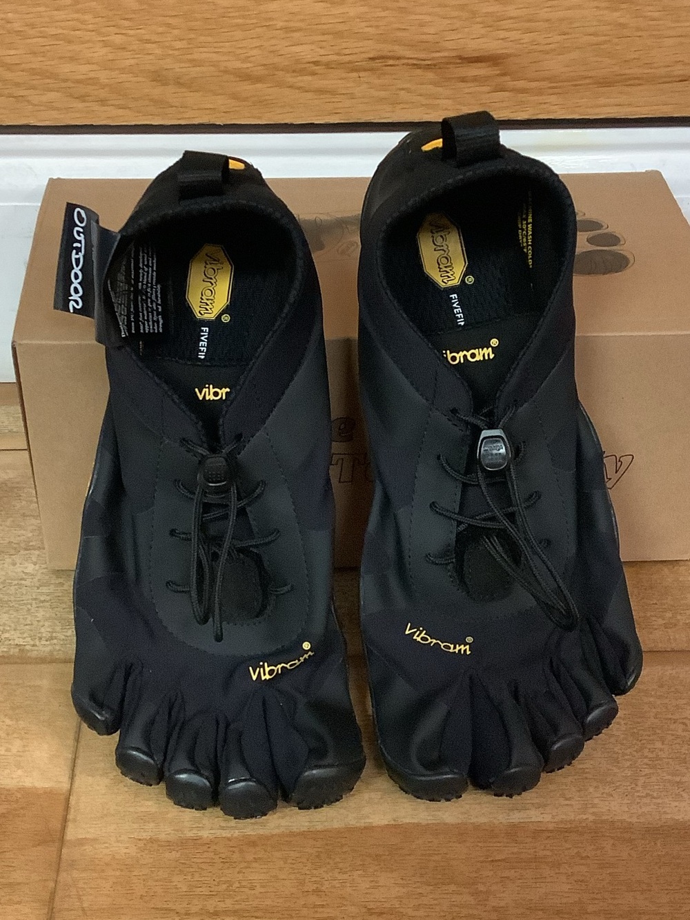 Vibram Men's Black FiveFingers V-Alpha